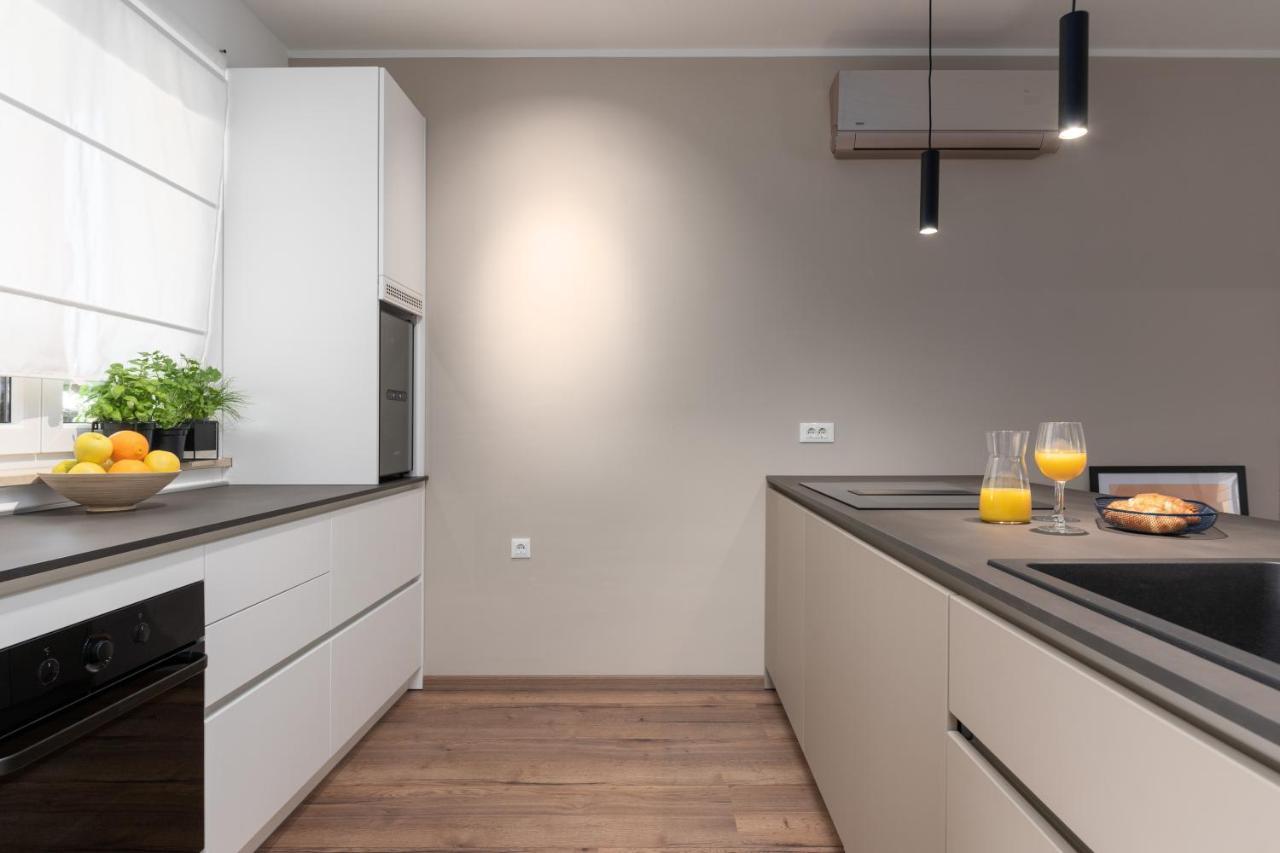 Holiday Home Maslina Пореч Екстер'єр фото