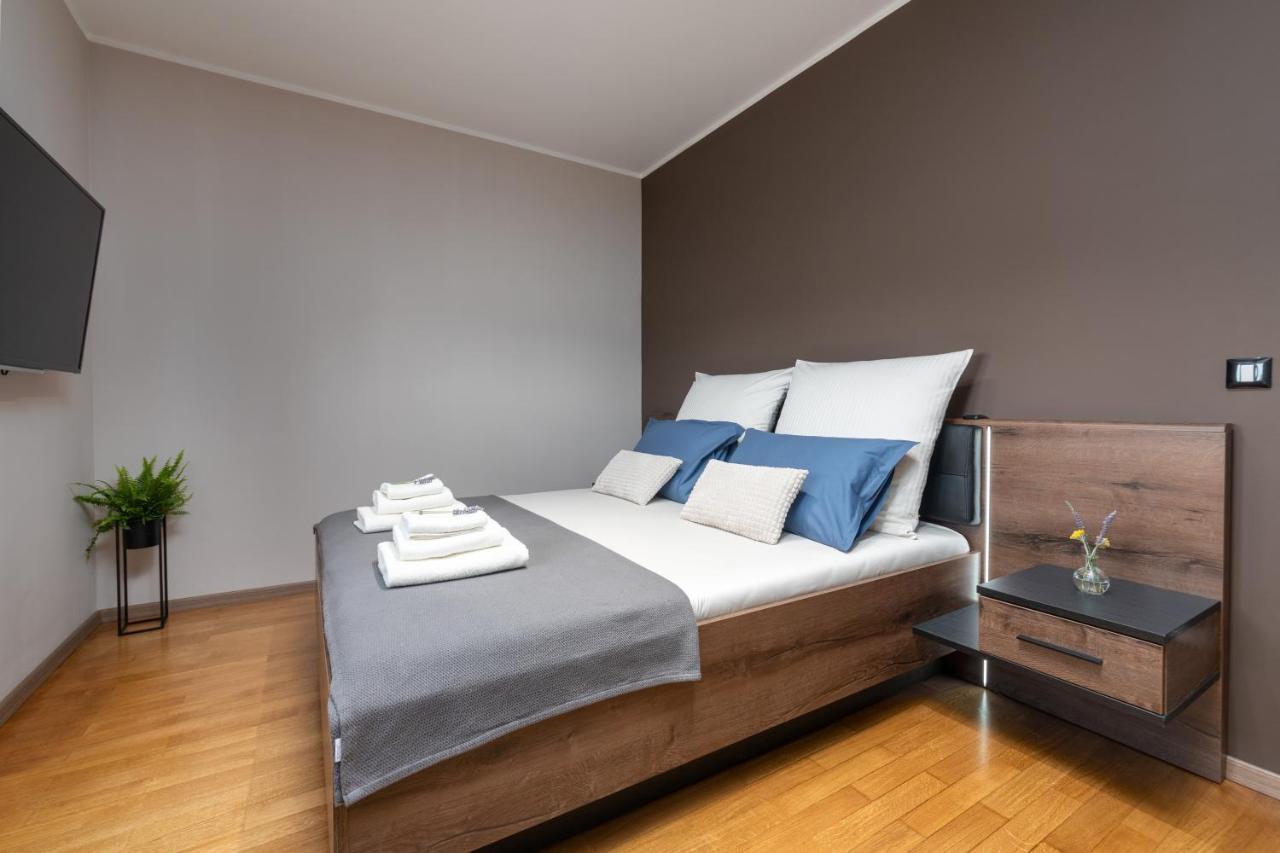 Holiday Home Maslina Пореч Екстер'єр фото
