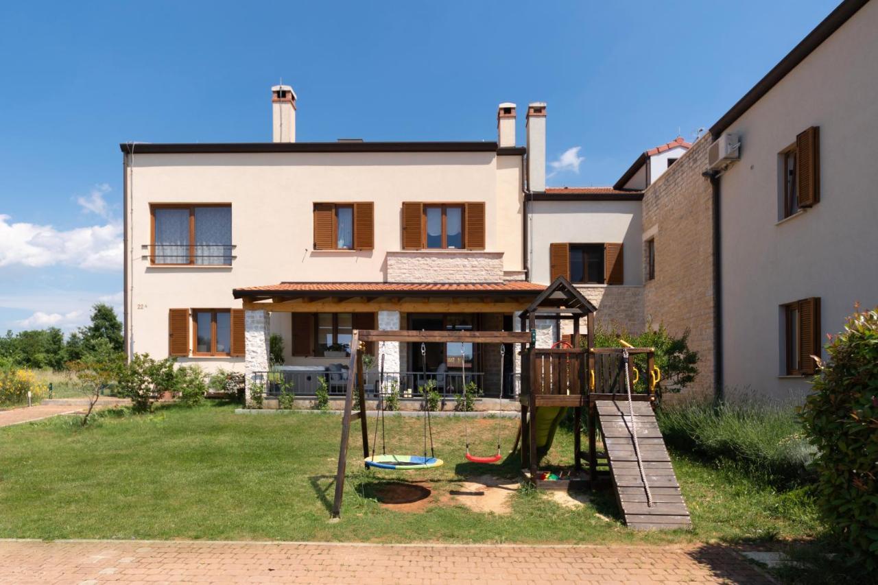 Holiday Home Maslina Пореч Екстер'єр фото